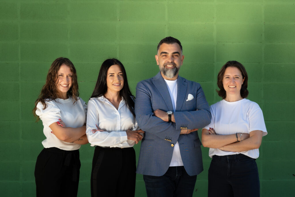 Una persona vera al tuo fianco